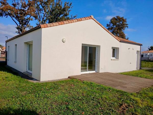 Location maison Challans : 980 € - AJP Immobilier Challans