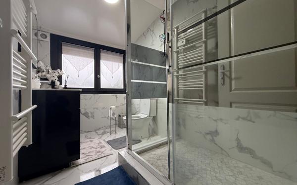 Maison à vendre    6 pièces •  Savigny-le-Temple