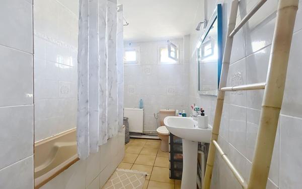 Appartement à vendre    4 pièces • 82,20 m2 Bourg-lès-Valence