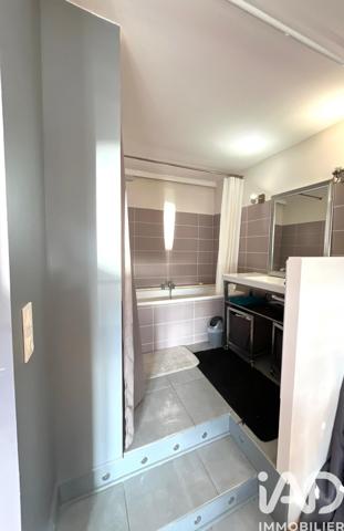 Appartement à vendre 2 pièces 61 m² Saint-Priest-en-Jarez