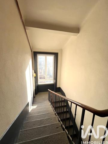 Appartement à vendre 2 pièces 61 m² Saint-Priest-en-Jarez