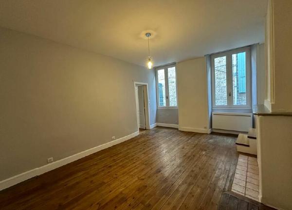 Appartement à louer  1 pièce • 33 m2 Joyeuse