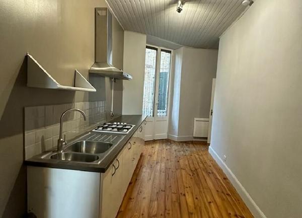 Appartement à louer  1 pièce • 33 m2 Joyeuse