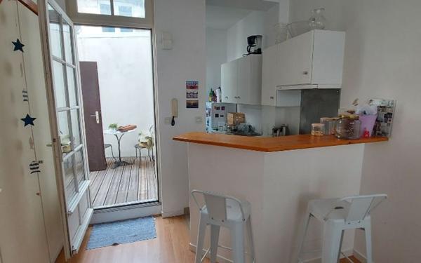 Appartement à vendre    2 pièces • 47 m2 La Rochelle