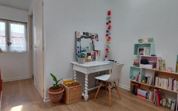 Appartement à vendre    2 pièces • 47 m2 La Rochelle
