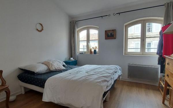 Appartement à vendre    2 pièces • 47 m2 La Rochelle