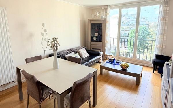 Appartement à vendre    3 pièces • 54,48 m2 Joinville-le-Pont