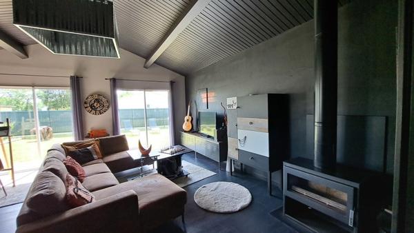 Maison à vendre |  Saint-Seurin-sur-l'Isle |  5 pièces | 111 m²