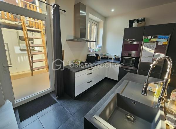Immeuble mixte de 280 m²