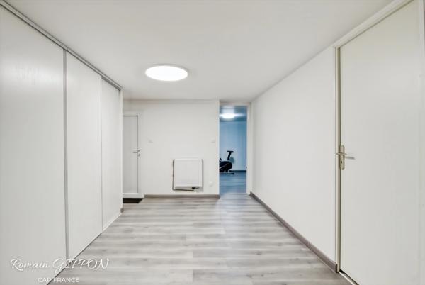 Maison 4 pièces de 103 m² rénovée avec jardin, terrasse, garage et vue dégagée sur la nature à Liverdun