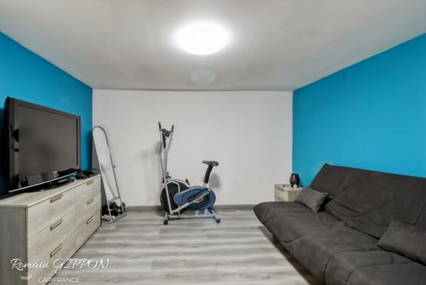Maison 4 pièces de 103 m² rénovée avec jardin, terrasse, garage et vue dégagée sur la nature à Liverdun
