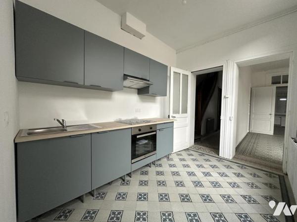 LA BASSEE MAISON DE VILLE 3CH AVEC COUR