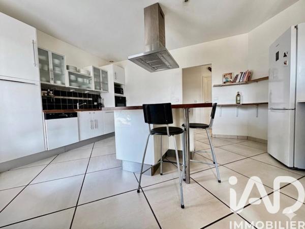 Maison à vendre 6 pièces 175 m² Feurs