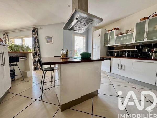 Maison à vendre 6 pièces 175 m² Feurs