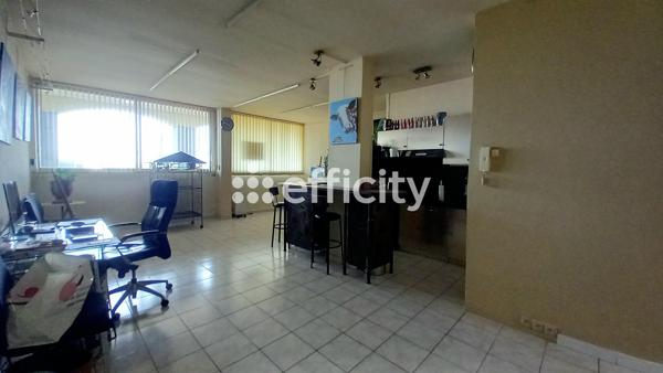 Local Commercial 1 pièce - 67 m² Exclusivité efficity