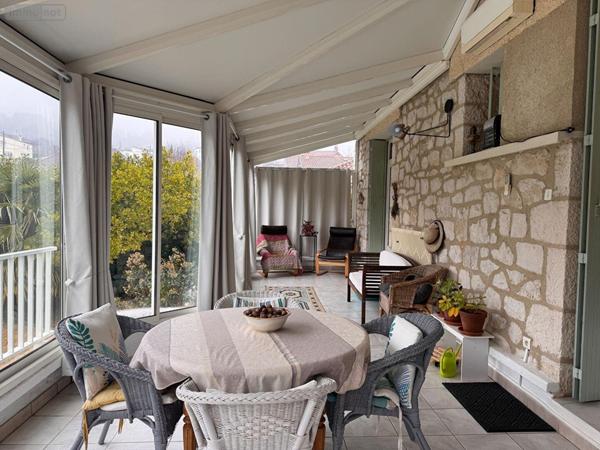 Maison à vendre à Figeac dans le Lot (46100), ref : MAIS142