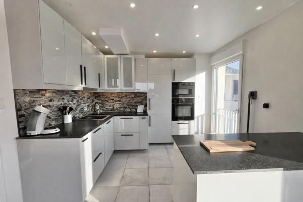 F3 -72 m² + 36m² terr. dernier étage