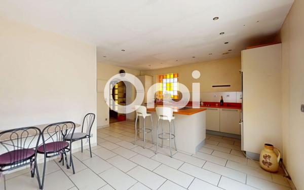 Maison à vendre    5 pièces • 135 m2 Bron