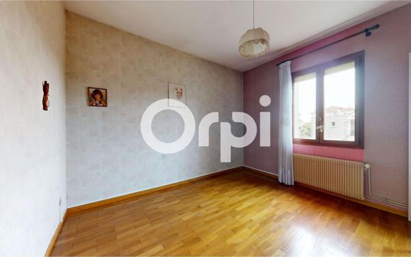 Maison à vendre    5 pièces • 135 m2 Bron