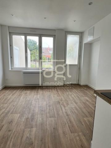 DUNKERQUE ROSENDAEL, F2 rénové en RDC avec jardin.