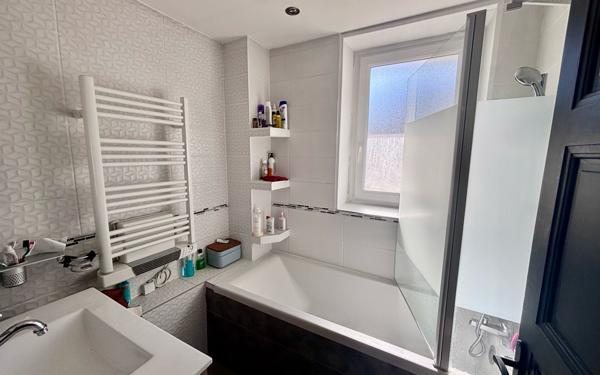 Appartement à vendre    3 pièces • 82,80 m2 Chauffayer