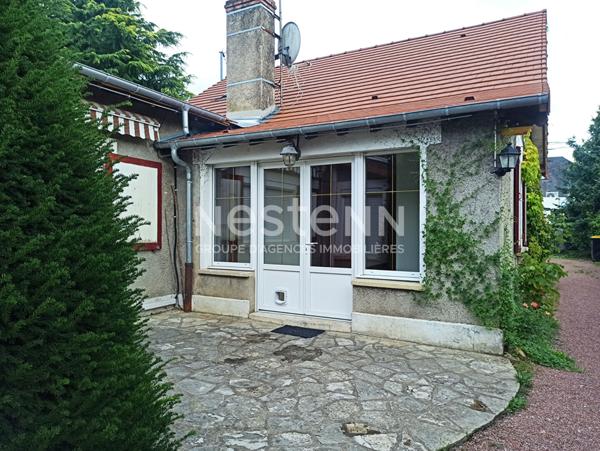 Maison lumineuse à La Chaussée-Saint-Victor de 130 m², 4 chambres, jardin et 2 terrasses. Proche gare, écoles et commodités. À visiter sans tarder !