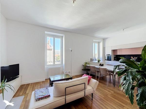 Appartement à vendre 199 000 € Oullins 2 p 50 m² DPE C