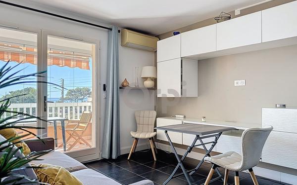 Appartement à vendre    2 pièces • 30,70 m2 Fréjus