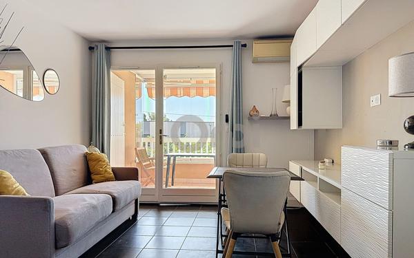 Appartement à vendre    2 pièces • 30,70 m2 Fréjus