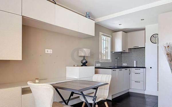 Appartement à vendre    2 pièces • 30,70 m2 Fréjus