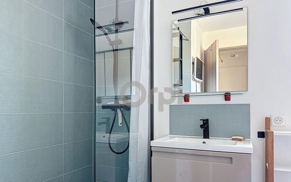 Appartement à vendre    2 pièces • 30,70 m2 Fréjus