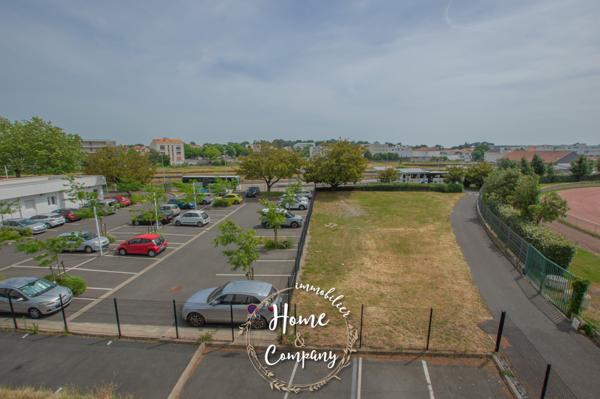 Appartement
                                                                                                                                                                                                                                                                                                                        3 pièce(s)                                                                                                                                                                                                          2 chambre(s)                                                                                                                                                                                                          63.56  m²