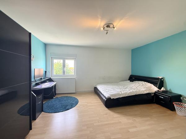 Superbe maison Bel-Étage entièrement rénovée – 4 Chambres & Idéal Indépendant !