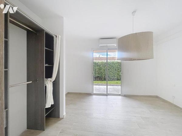 ROQUEFORT-LES-PINS  Maison récente au calme absolu 