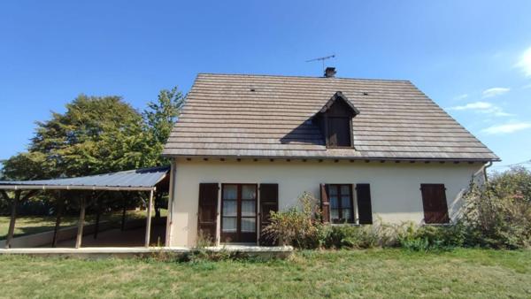 Belle maison familiale avec terrain attenant dans Nord Cantal