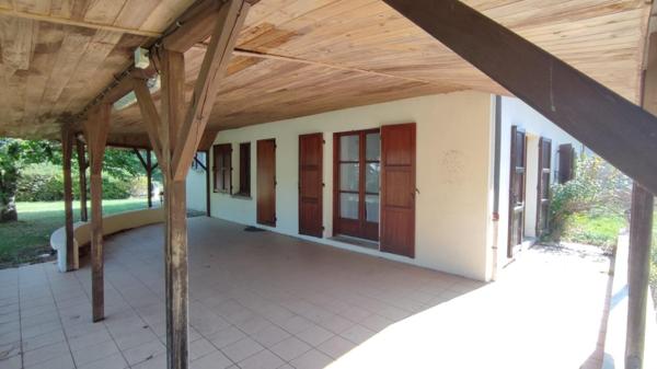 Belle maison familiale avec terrain attenant dans Nord Cantal