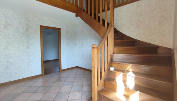 Belle maison familiale avec terrain attenant dans Nord Cantal