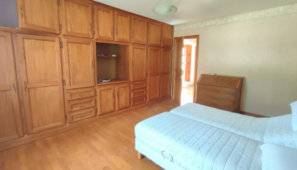 Belle maison familiale avec terrain attenant dans Nord Cantal