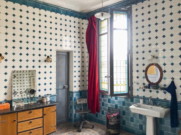 83670 - BARJOLS - DEMEURE FAMILIALE - CHAMBRES D'HÔTES - 7 CHAMBRES - GRAND JARDIN - VUE PANORAMIQUE SUR LE VILLAGE