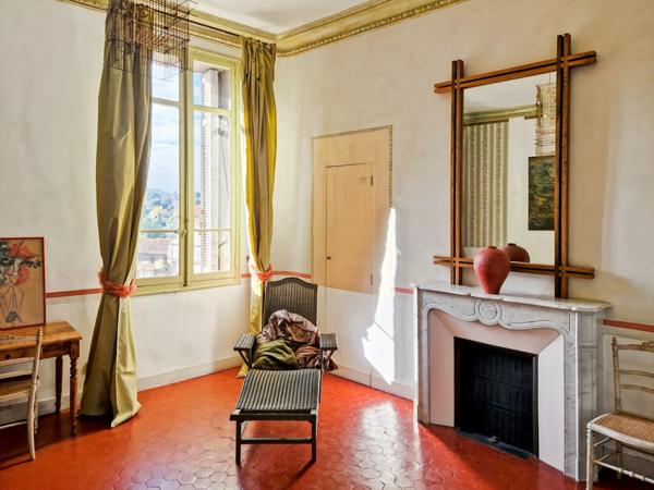 83670 - BARJOLS - DEMEURE FAMILIALE - CHAMBRES D'HÔTES - 7 CHAMBRES - GRAND JARDIN - VUE PANORAMIQUE SUR LE VILLAGE