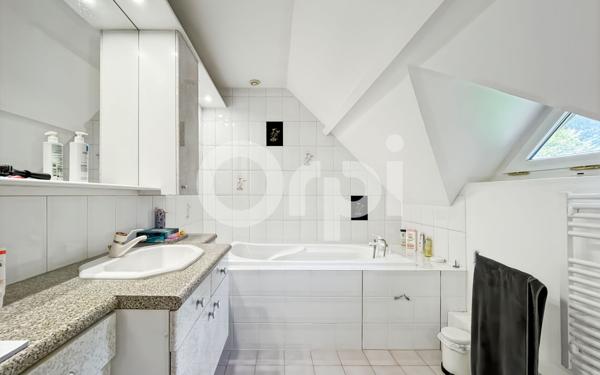 Maison à vendre    7 pièces • 163 m2 Reuilly