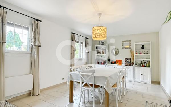 Maison à vendre    7 pièces • 163 m2 Reuilly