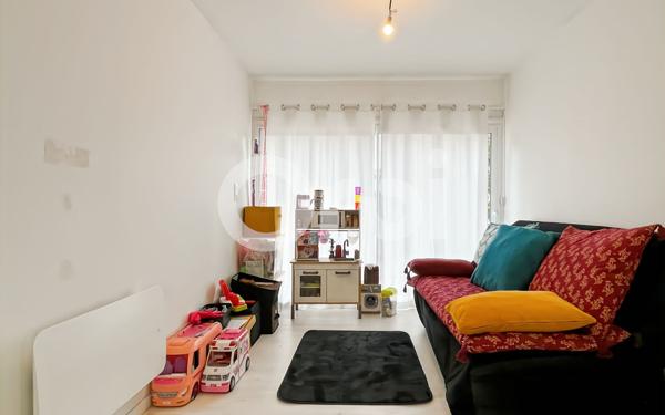 Maison à vendre    7 pièces • 163 m2 Reuilly