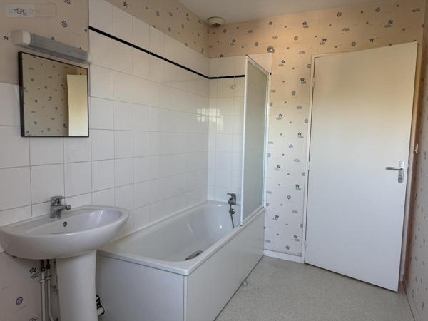 Appartement à louer à Fouilloy dans la Somme (80800), ref : 80121-L436