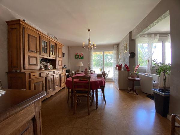 Appartement - 5 pièces - 92 m²