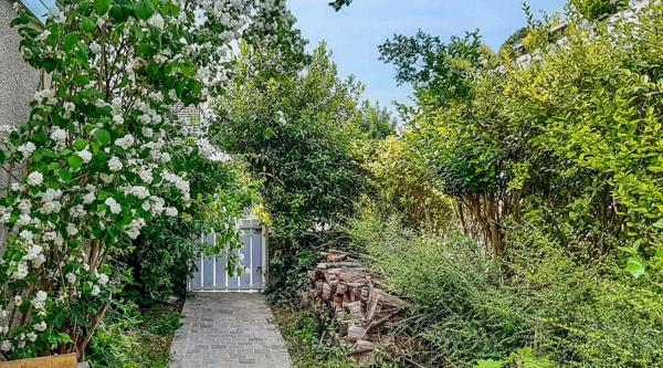 Maison à vendre GIF SUR YVETTE (91), 166 m2, 6 chambres, charmant jardin, calme et verdure