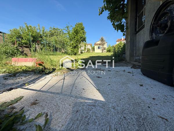PAVILLON 4 CHAMBRES AVEC JARDIN ET GARAGE A NIORT !