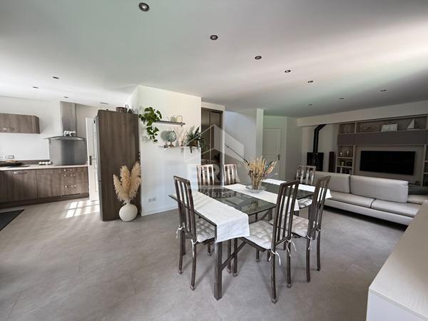 A VENDRE 83470 SAINT MAXIMIN LA SAINTE BAUME MAISON T5 DE 120M² SUR 1200M² DE JARDIN PISCINE DEPENDANCE