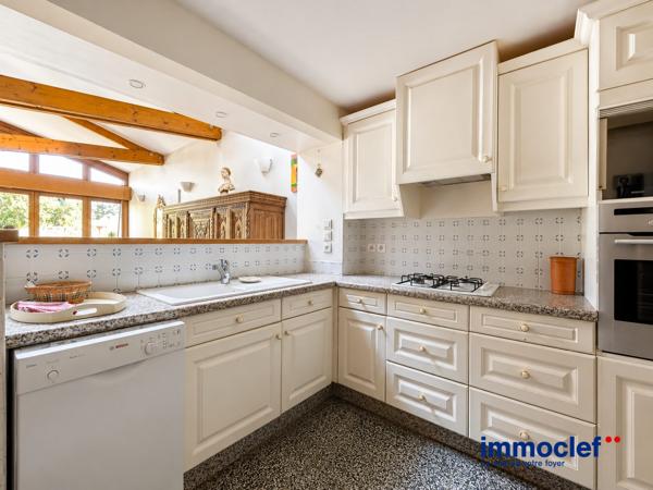 Vente Maison 142m 2 - 3 chambre(s) - Lambersart, • Réf. VM452