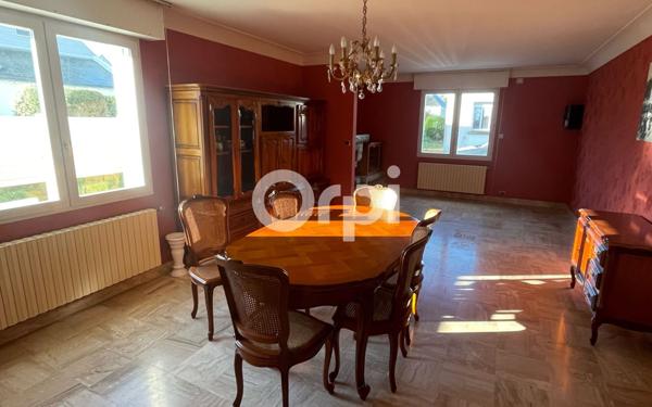 Maison à vendre    6 pièces •  Mesquer